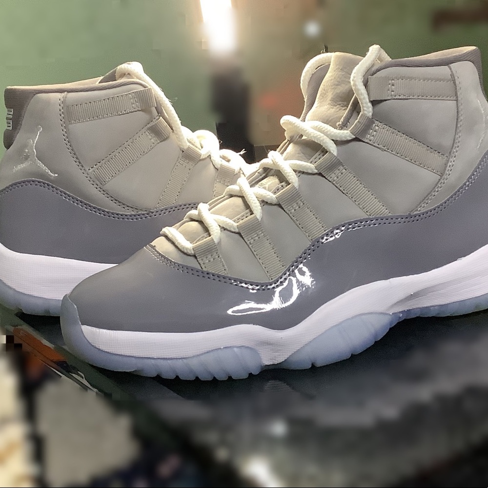 jordan 11 cool grey mens size 8.5
